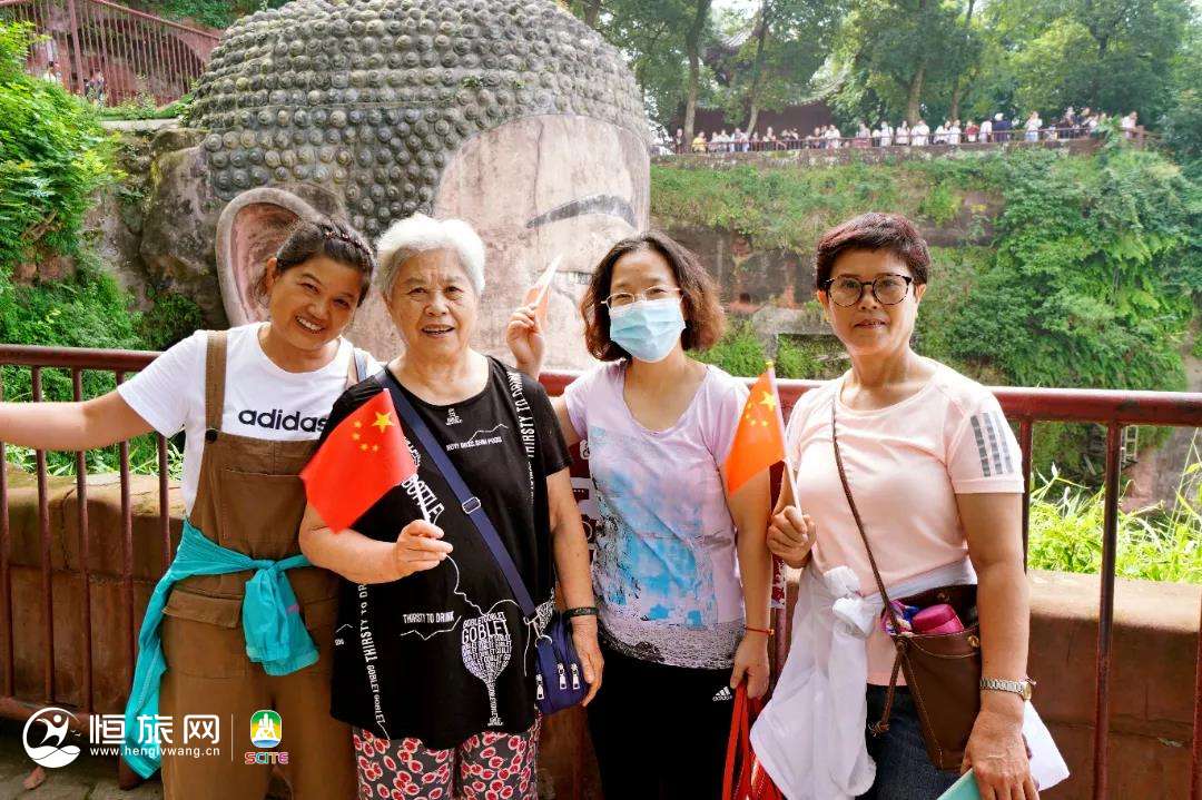 1e76b64c707f247288dc33ab0290dd5.jpg 图片