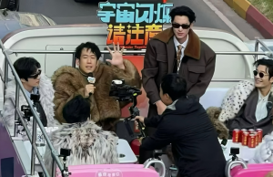 藏不住啦！黄晓明、黄子韬、王鹤棣……“组团”逛吃乐山！